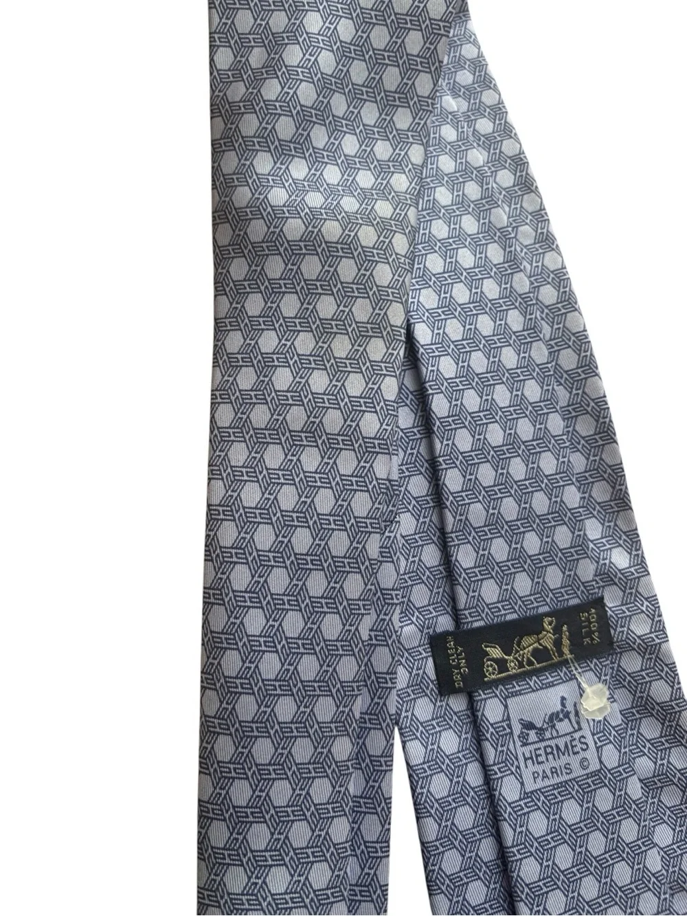 HERMÈS silk tie